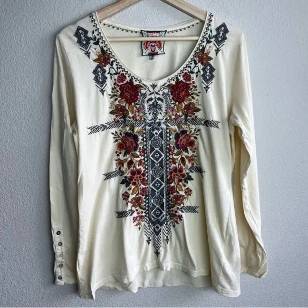 JOHNNY WAS Zaret Embroidered Floral Tee